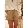 Short Beige avec Broderie Élégante